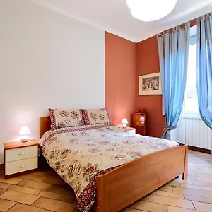  Appartamento Xenia - Elegant Flat In The Center Of